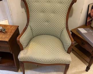 ANTIQUE PARLOR CHAIR.