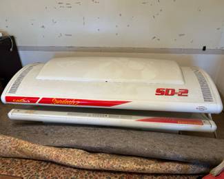 GENESIS TANNING BED. AVAILABLE FOR EARLY SALE. $300. 9194171950.