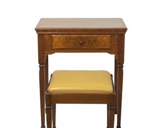 Antique Singer Sewing Machine & Table
