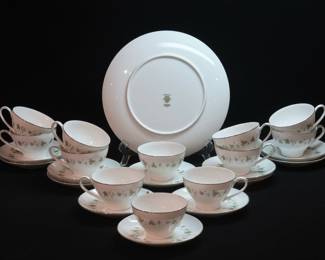 Noritake "Lexington" China Set of 82 Pieces