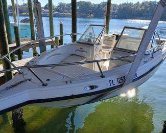 2009 20' Keywest Boat/Evinrude E-Tec 150, 2 Stroke Motor/174 hrs/UHF Standard Horizon Radio/Bimini Cover/JBL Stereo/Viper Prop/Recently Serviced & Detailed   $10,000