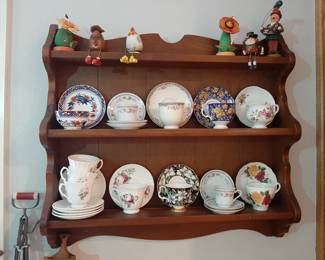 #32  Tea Cup Rack 30"Wx6"Dx27"H   $65