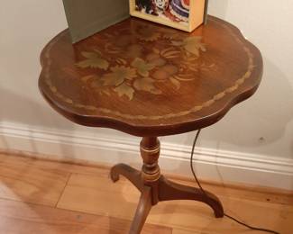#30  Hitchcock Pedestal Table 14"Dx21"H   $95