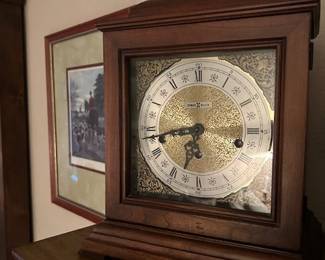 Howard Miller Mantle Clock