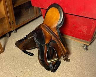English Saddle