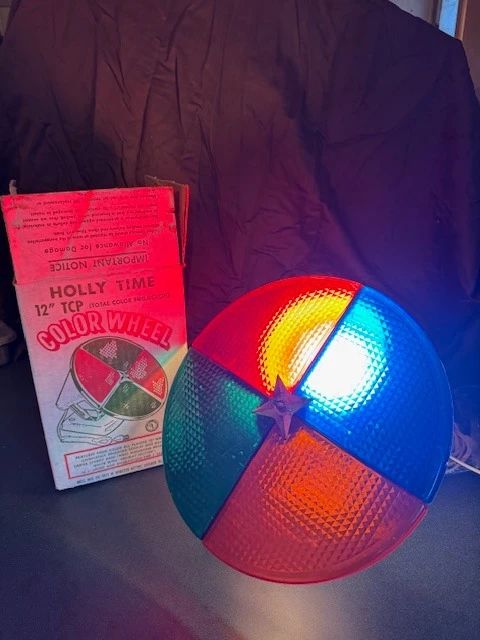 Vintage Holly Time color wheel. HiBid link: https://modestlambestatesales.hibid.com/