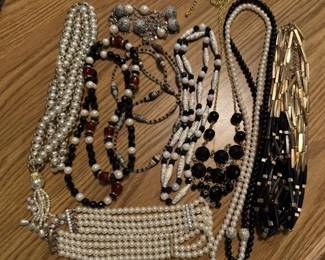 HiBid link: https://modestlambestatesales.hibid.com/