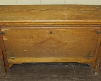 Oak Pullout Bed (See Next Photo)