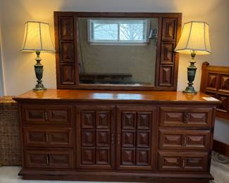 Ricardo Lynn & Co MCM Teak 6 Drawer / 2 Door Dresser with Mirror (72"W x 20"D x 32"/64"H)