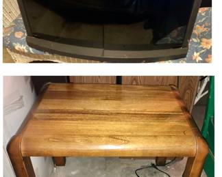 *PRE-SALE Small Black Glass Doors TV / Aquarium Stand $20

*PRE-SALE Small Wood End Table/ Nightstand $25