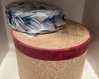 Vintage hatbox, veil and pillbox hat