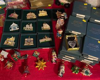 SHELIAS HISTORICAL ORNAMENTS, GLASS ORNAMENTS
