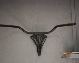 Longhorn Skull Metal Sculpture