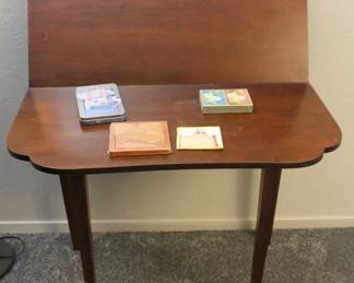 Antique Hepplewhite Style D-Shaped Card Table