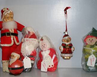Vintage Santas & Christmas Decor
