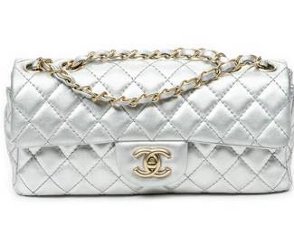  Chanel Classic East West Single Flap Shoulder bag