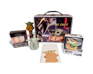 186 StarWarsTheChildGroguCollectibleLotFiguresLunchboxMore