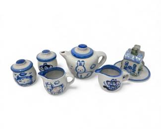 143 MAHadleyMiniPotteryTeaSetTeapotCreamersCoveredJars