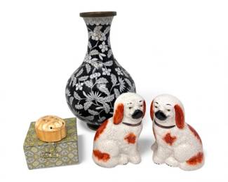 228 VintageBlackCloisonnVaseCrackleGlazedSpanielDogsFrogBox