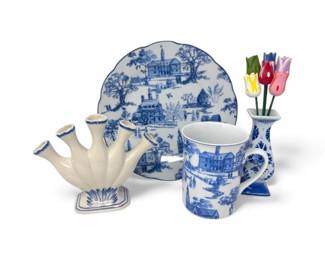 77 RoyalDelftBudVaseAndreabySadekBlueMultiStemVaseMore