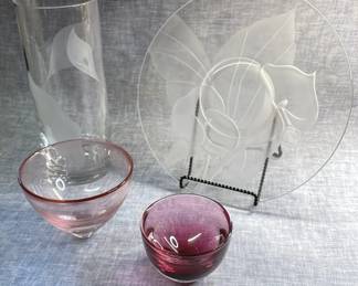 Etched Glass And Pink Decor
