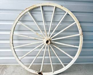 47 HeavyPaintedWoodenWagonWheelArlingtonPickUpOnly