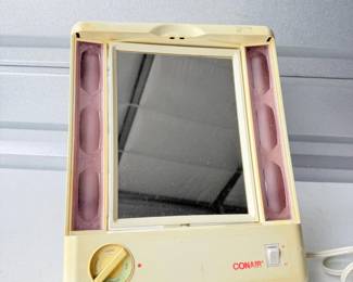 114 VintageConairTrueReflectionsLightedMakeupMirror