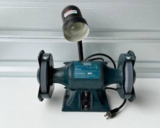 61 BlackDecker6BenchGrinder