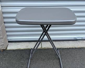 98 LifetimeFoldingPlasticTable