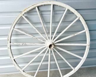 48 HeavyPaintedWoodenWagonWheelArlingtonPickUpOnly