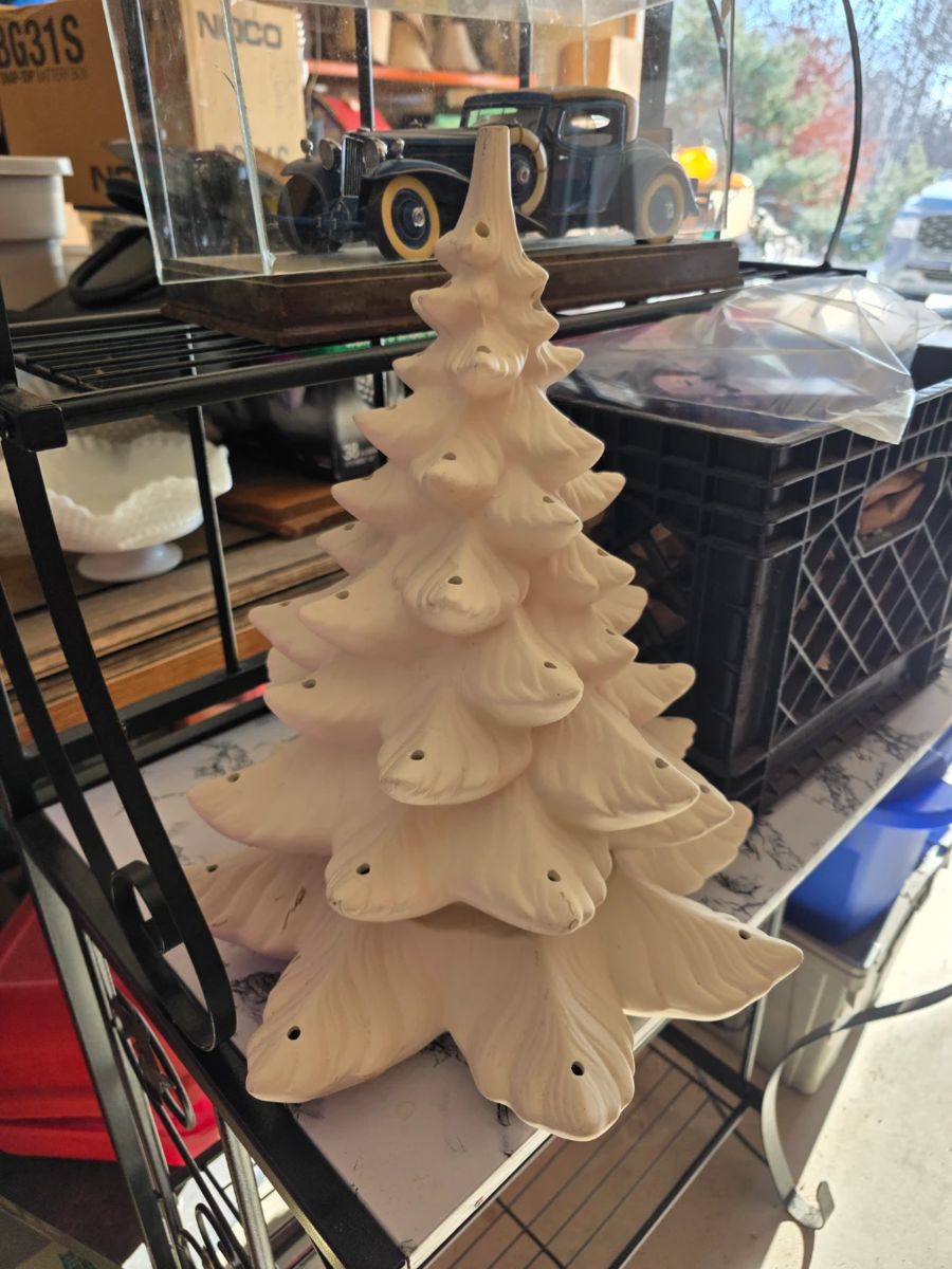 Porcelain Christmas tree