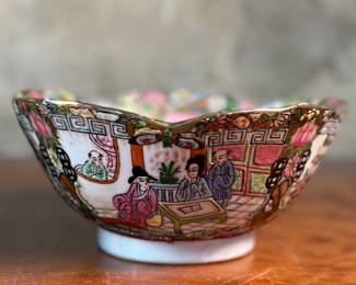 This lot features a pair of antique Chinese porcelain bowls with people scenery painted on the surface. Stamped underneath as shown in photos. The largest bowl measures, 4” H x 10.25” W x 10.25” D.
