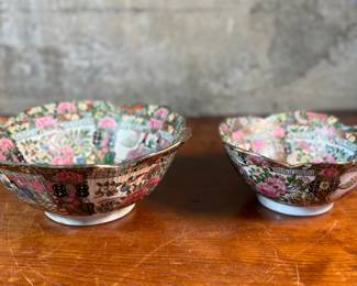 This lot features a pair of antique Chinese porcelain bowls with people scenery painted on the surface. Stamped underneath as shown in photos. The largest bowl measures, 4” H x 10.25” W x 10.25” D.
