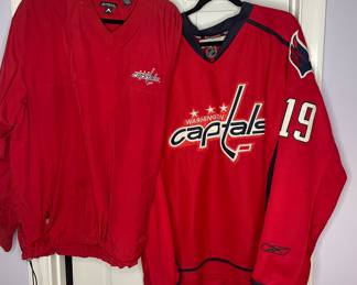 Washington Capitals jerseys, sweatshirts & jackets