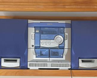 Aiwa stereo system