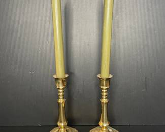 Brass candlesticks 