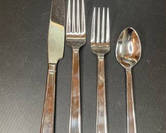 Towle stainless flatware set 