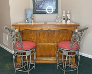 Vtg. Bar and barstools