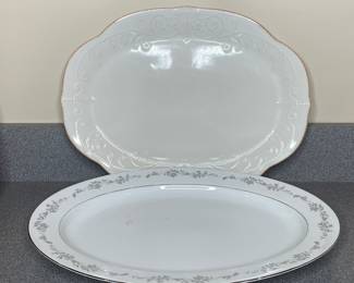Lenox & Saji Royal M serving platters