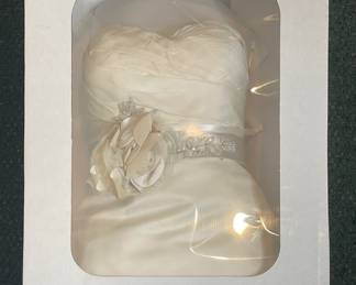 Vintage wedding dress 