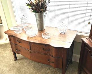 Tiger oak buffet table