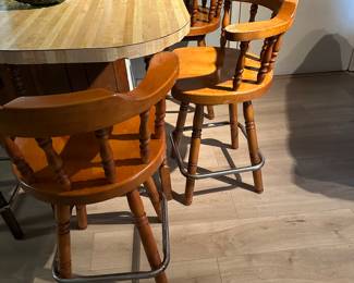 3 bar stools