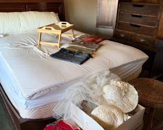Beautiful Wood Queen Bed Frame.  Queen Mattress.  Armoir, Wicker Tables, Vintage Bridal Hats.