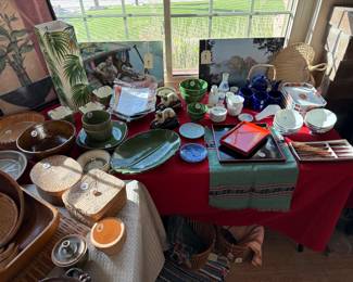 Tropical Flare Decor