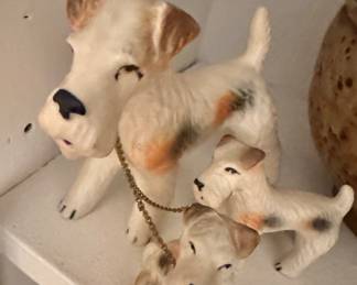 Wire Fox Terrier Chained Dog Family Figurines – Mama & Puppies Japan
