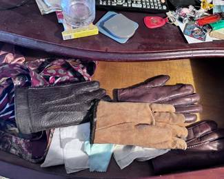 assorted leather and fur gloves 