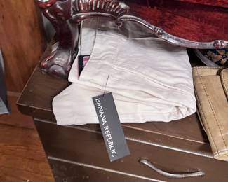 Banana Republic new with tags women's shorts 
