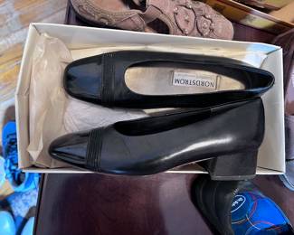 Norstroom Heeled Flats 