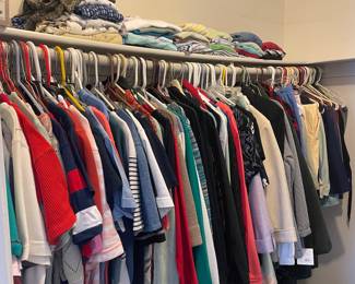 Women’s clothing vintage to modern