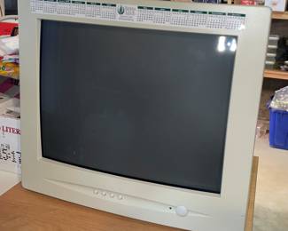 Vtg. Monitor